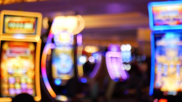mp0777 mobile app screens showing sportsbook and live casino options